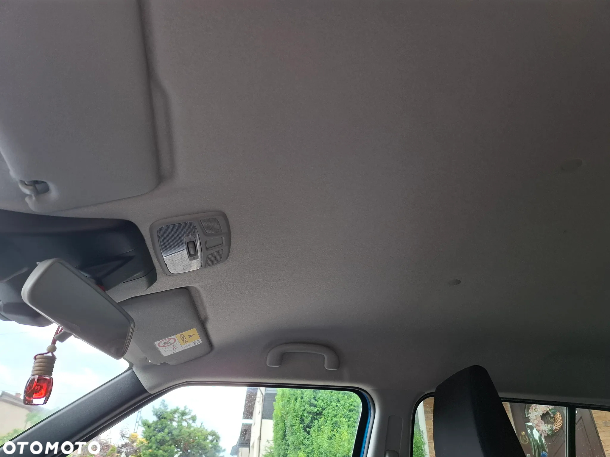 Suzuki Ignis 1.2 SHVS Premium Plus - 24