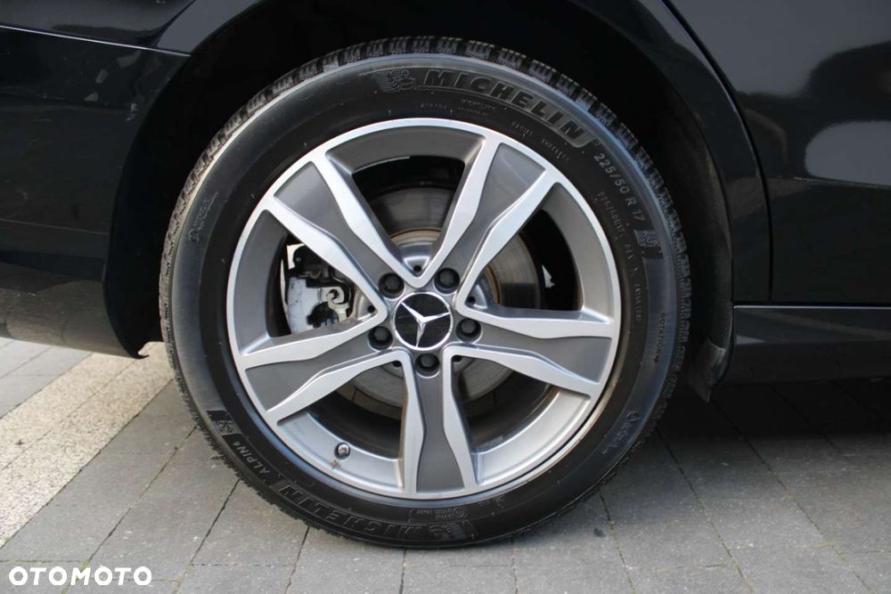 Mercedes-Benz Klasa C - 22