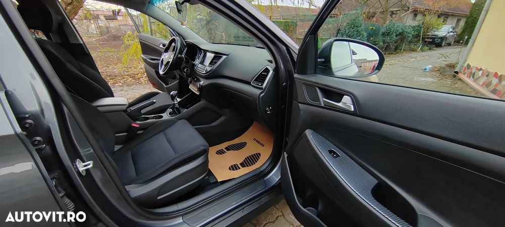 Hyundai Tucson blue 1.6 GDi 2WD Navi - 13