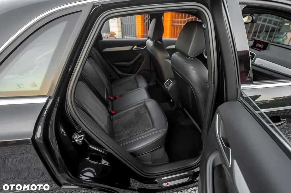 Audi Q3 2.0 TFSI Quattro S tronic - 19