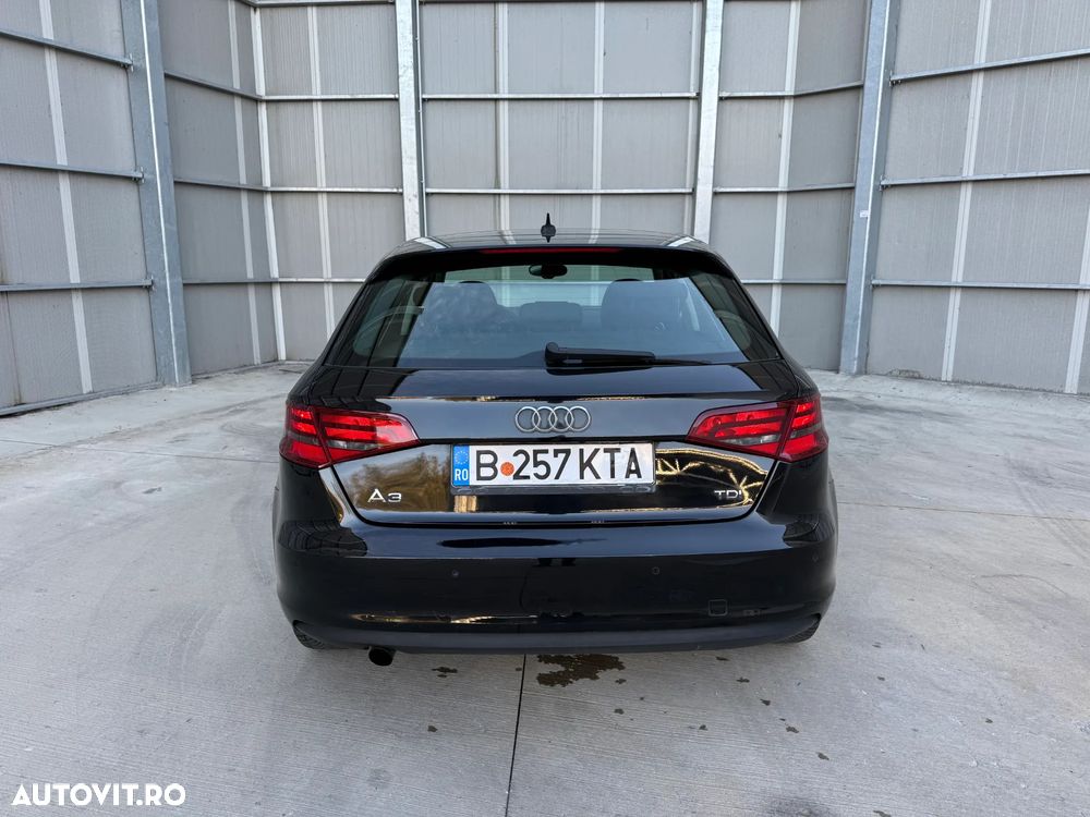 Audi A3 1.6 TDI Ambiente - 10