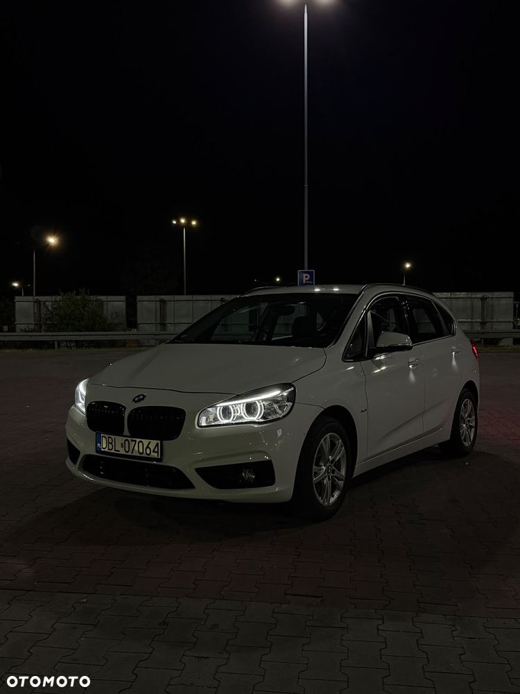 BMW Seria 2 218d - 2