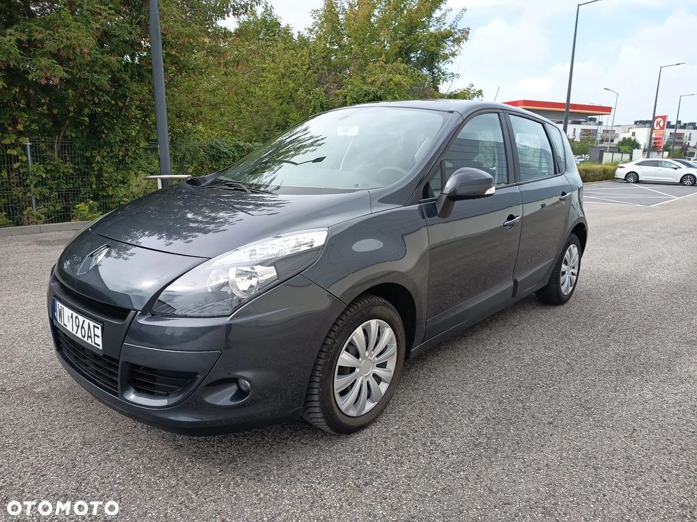 Renault Scenic 1.6 16V 110 TomTom Edition - 2
