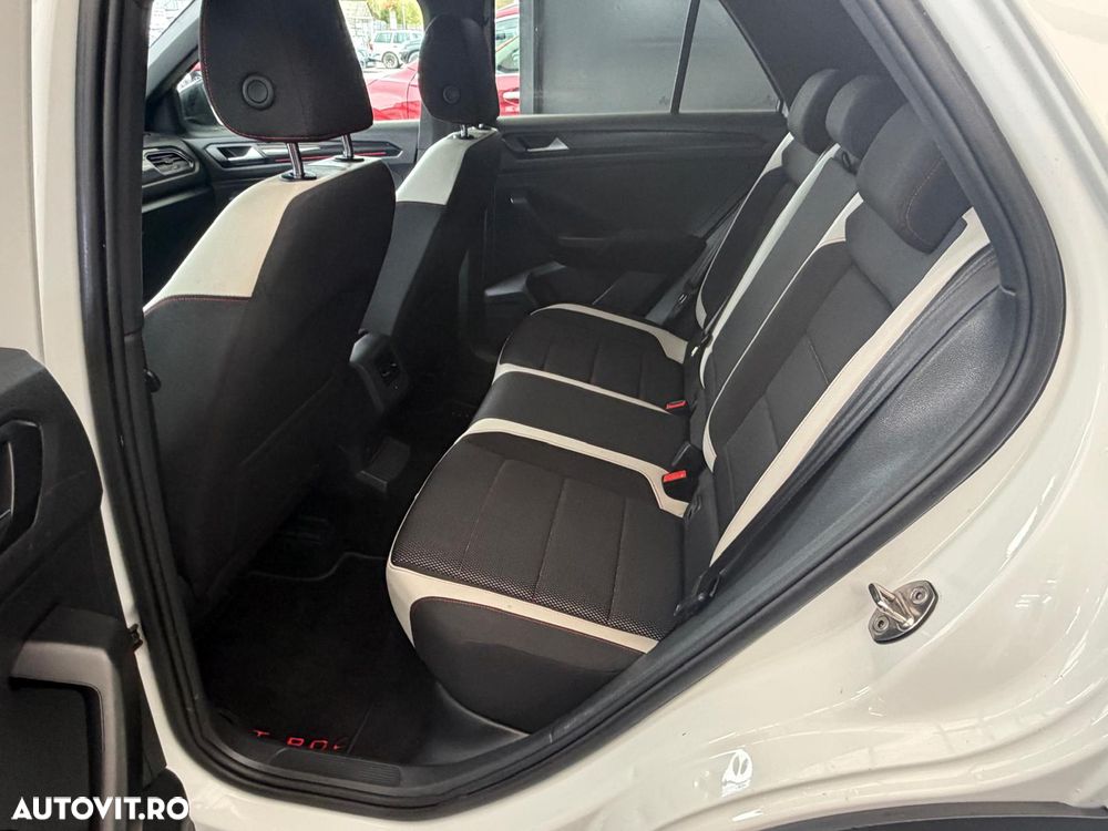Volkswagen T-Roc 2.0 TDI SCR 4MOTION DSG Sport - 13