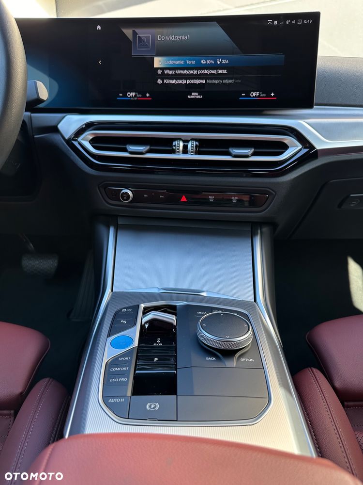BMW i4 - 15