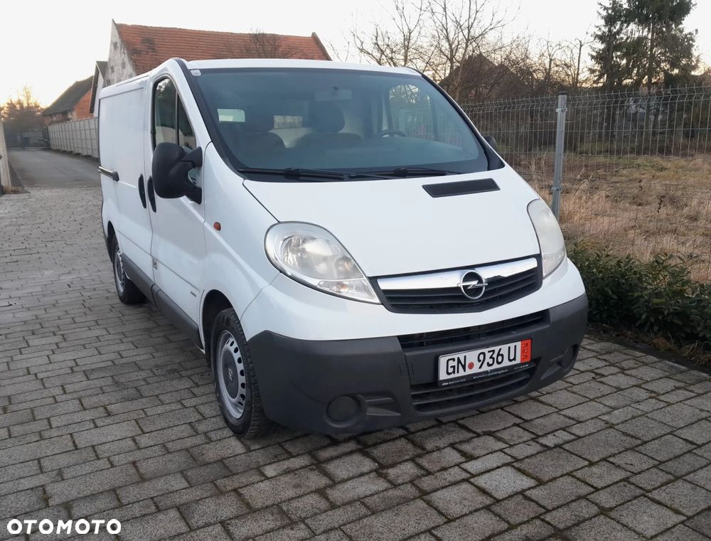 Opel VIVARO - 8