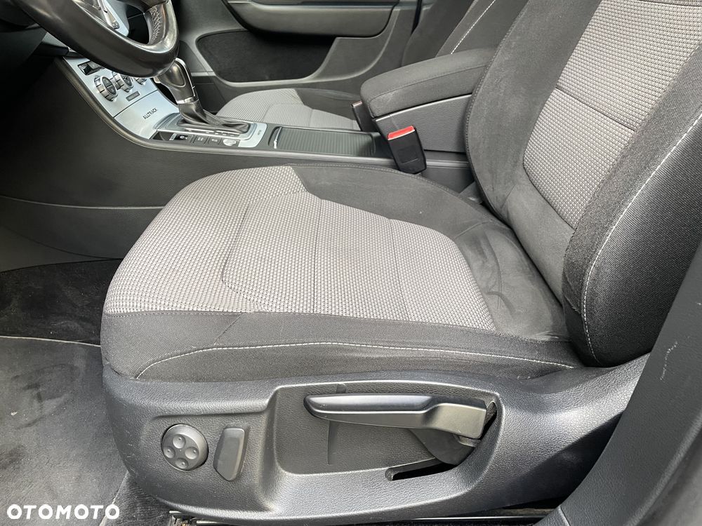 Volkswagen Passat 2.0 TDI Highline DSG - 12