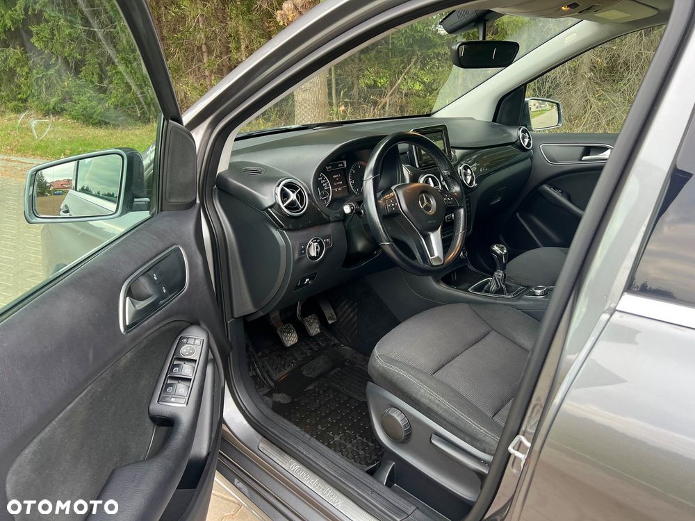 Mercedes-Benz Klasa B 200 CDI (BlueEFFICIENCY) - 19