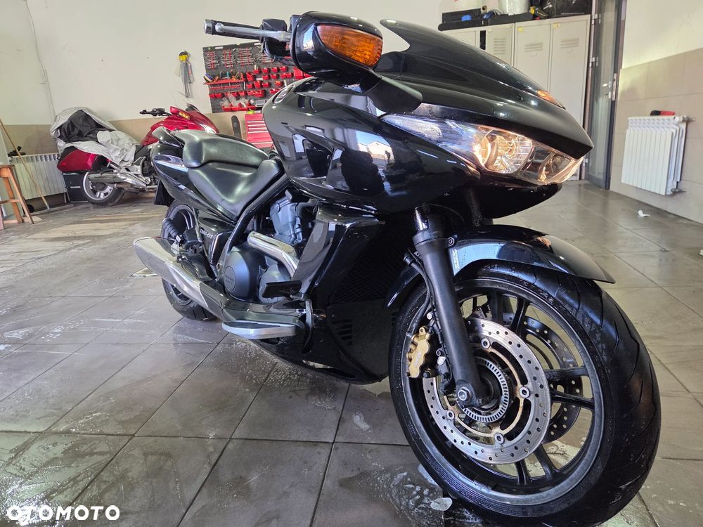 Honda DN-01 - 12