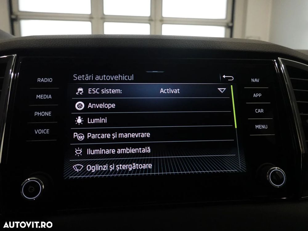 Skoda Karoq 1.5 TSI DSG Selection - 28