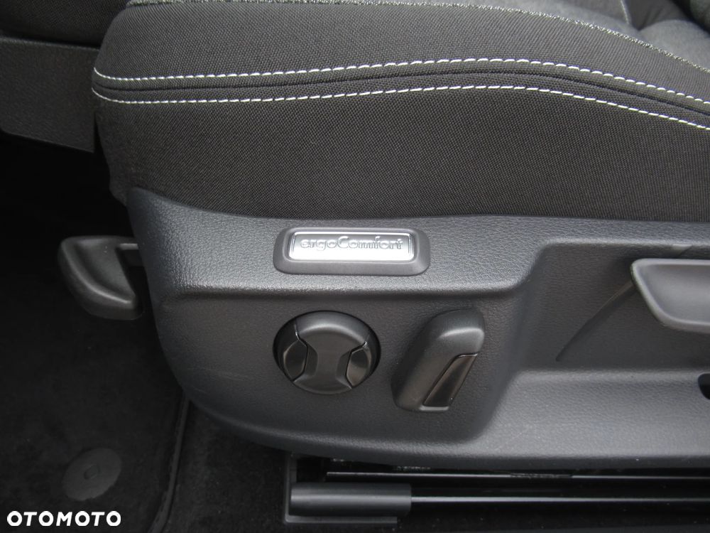 Volkswagen Passat 1.5 TSI EVO Business DSG - 7