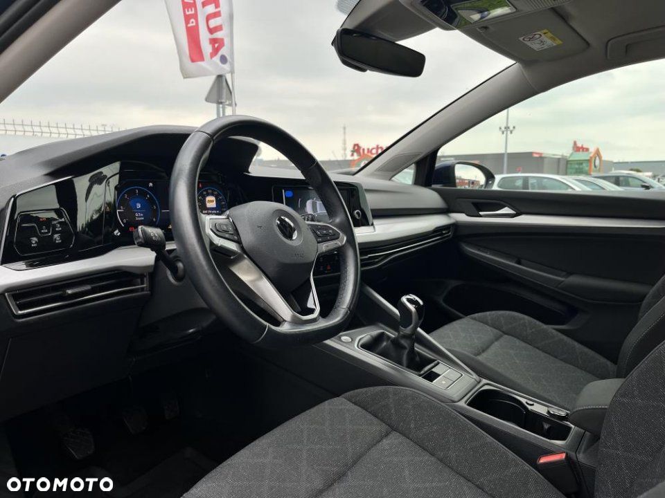 Volkswagen Golf - 15