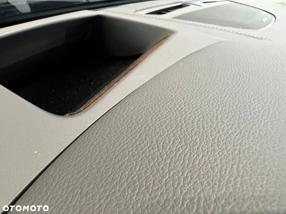 Volvo S90 B5 D AWD Geartronic Inscription - 36