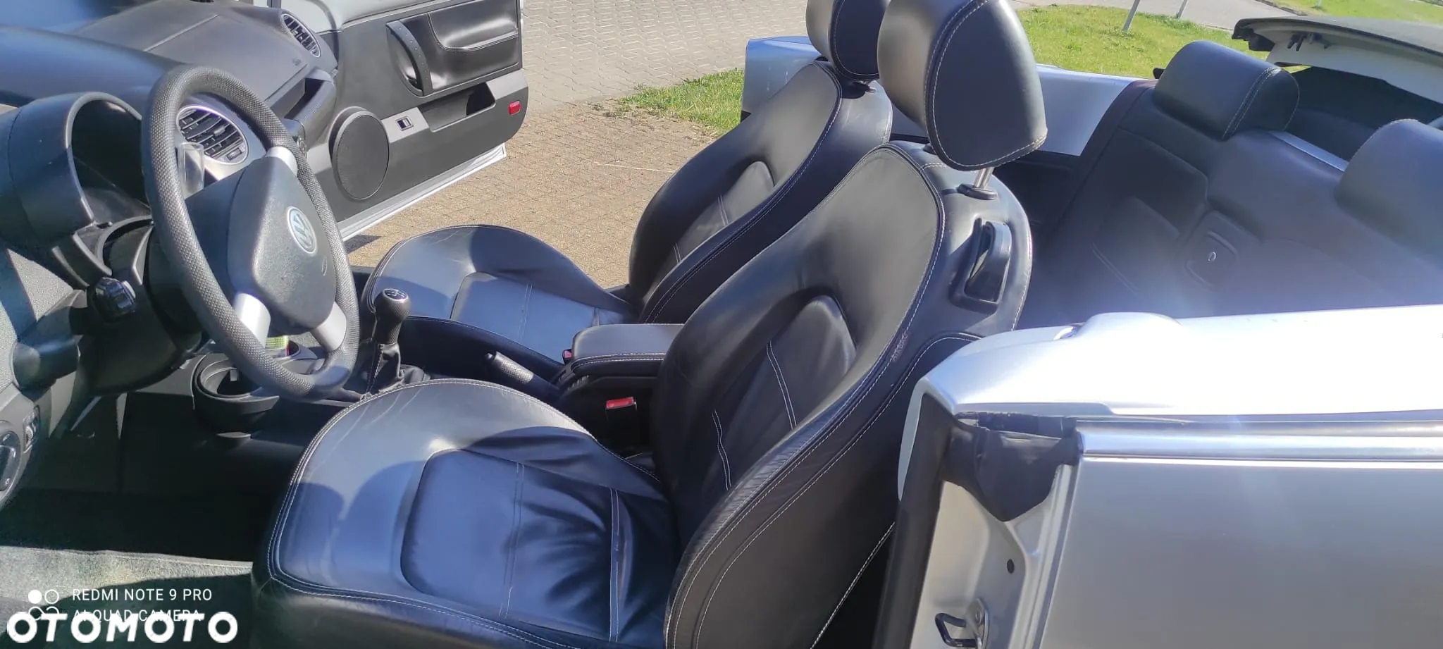 Volkswagen New Beetle Cabriolet 1.6 Freestyle - 11