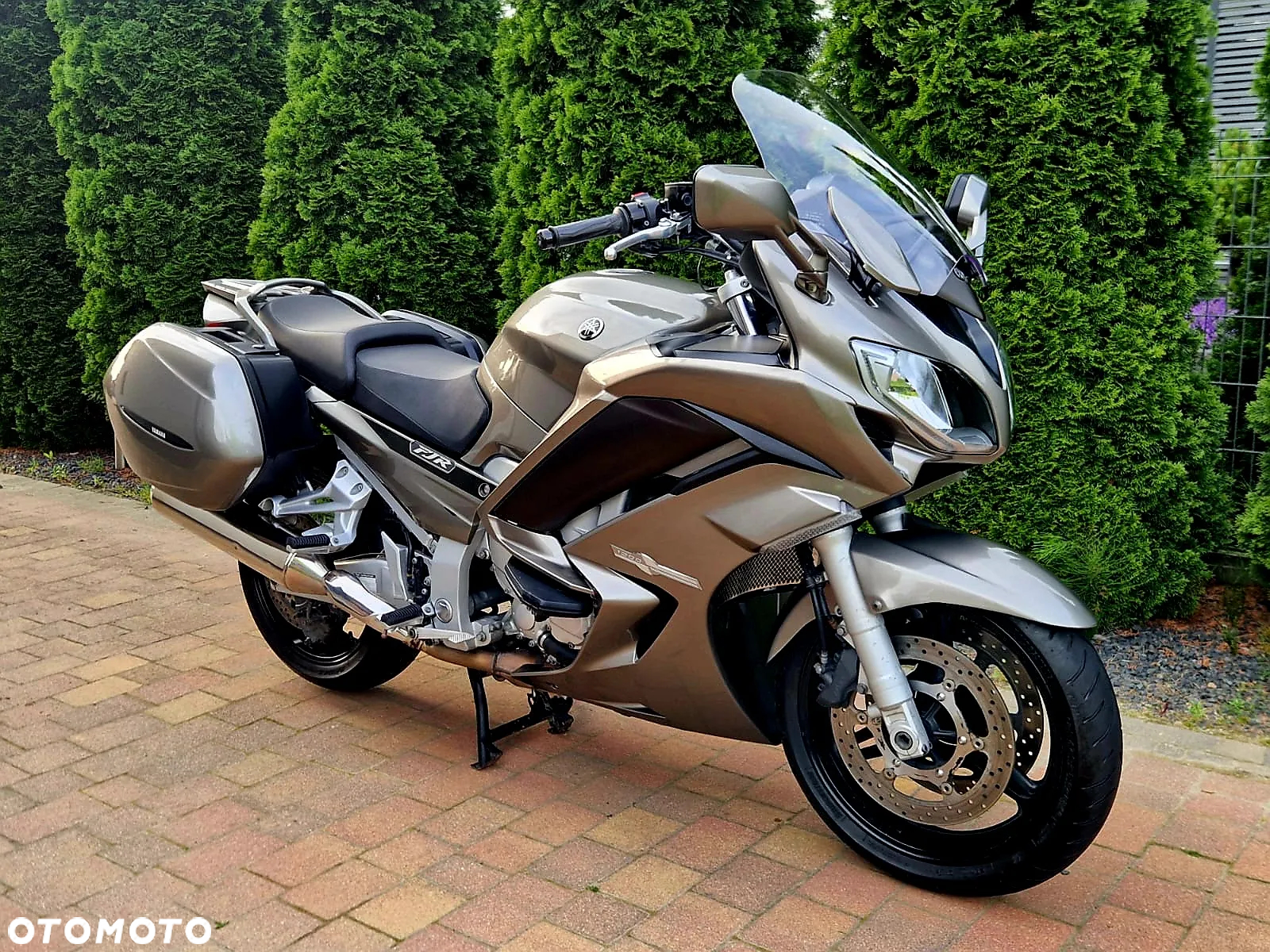 Yamaha FJR - 14