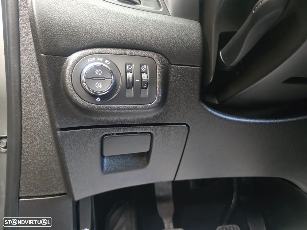 Opel Zafira 1.6 CDTi Dynamic S/S - 47