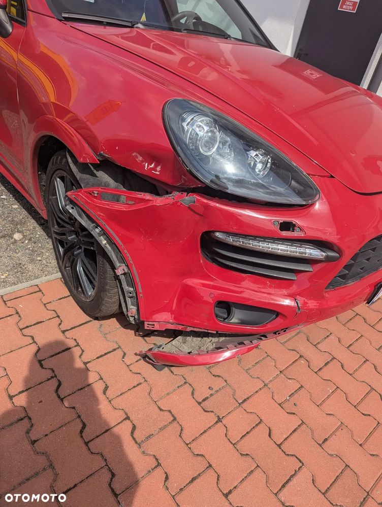 Porsche Cayenne GTS - 3