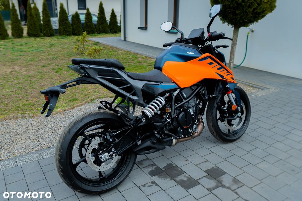 KTM Duke - 3
