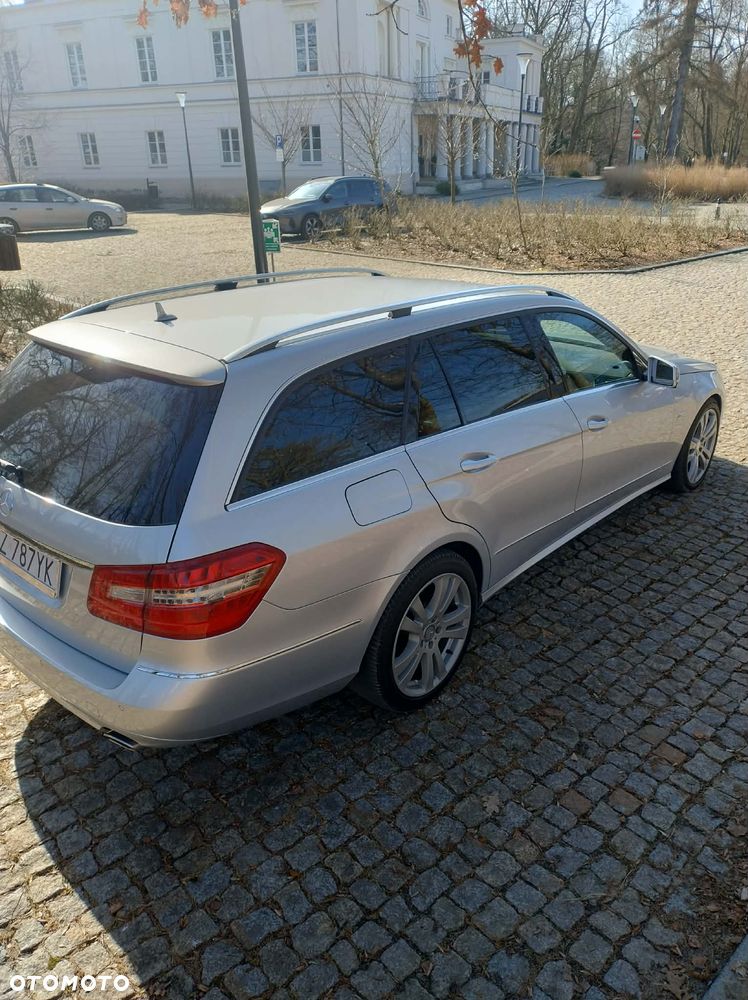 Mercedes-Benz Klasa E 350 CDI DPF BlueEFFICIENCY 7G-TRONIC Avantgarde - 3