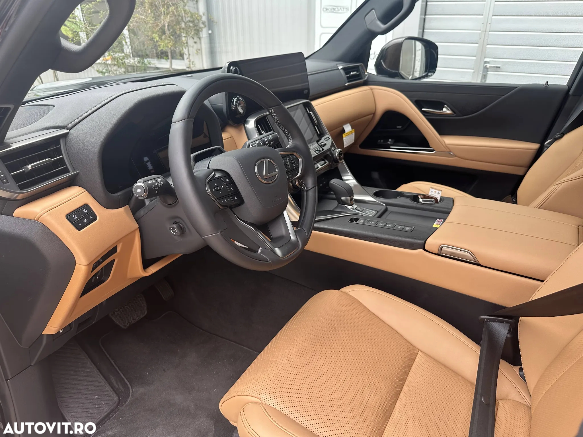 Lexus Seria LX - 19