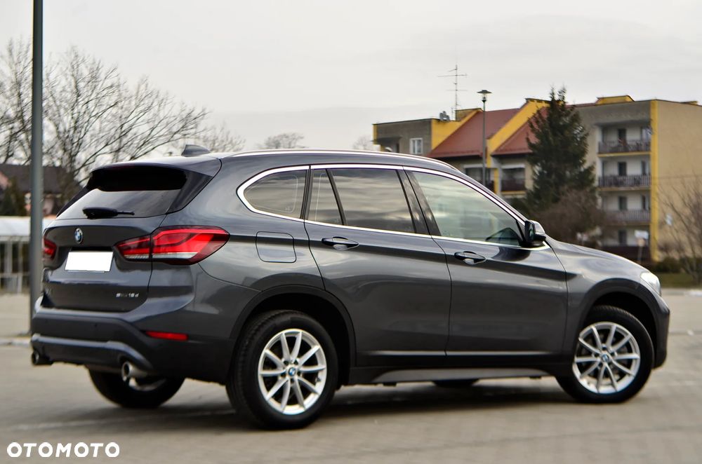 BMW X1 sDrive18d Business Edition - 10