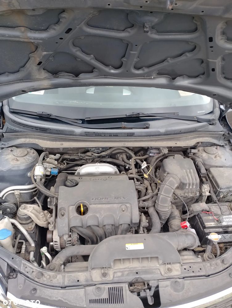 Kia Ceed 1.4 Comfort - 13