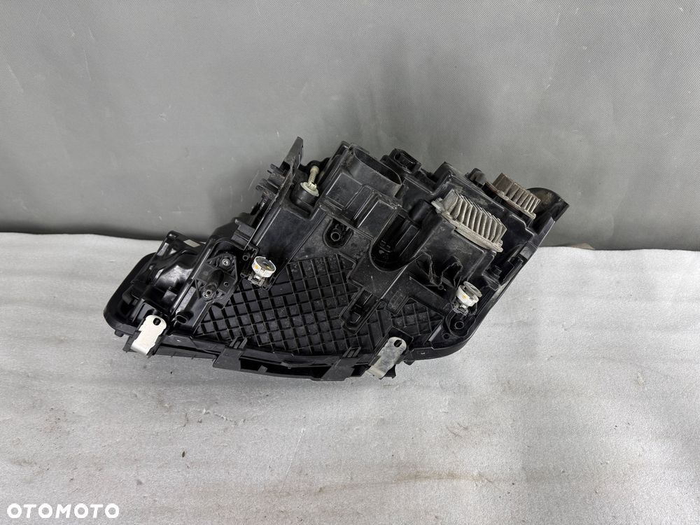 Reflektor lampa prawa BMW 5 G30 G31 G38 9850588 LASER - 7