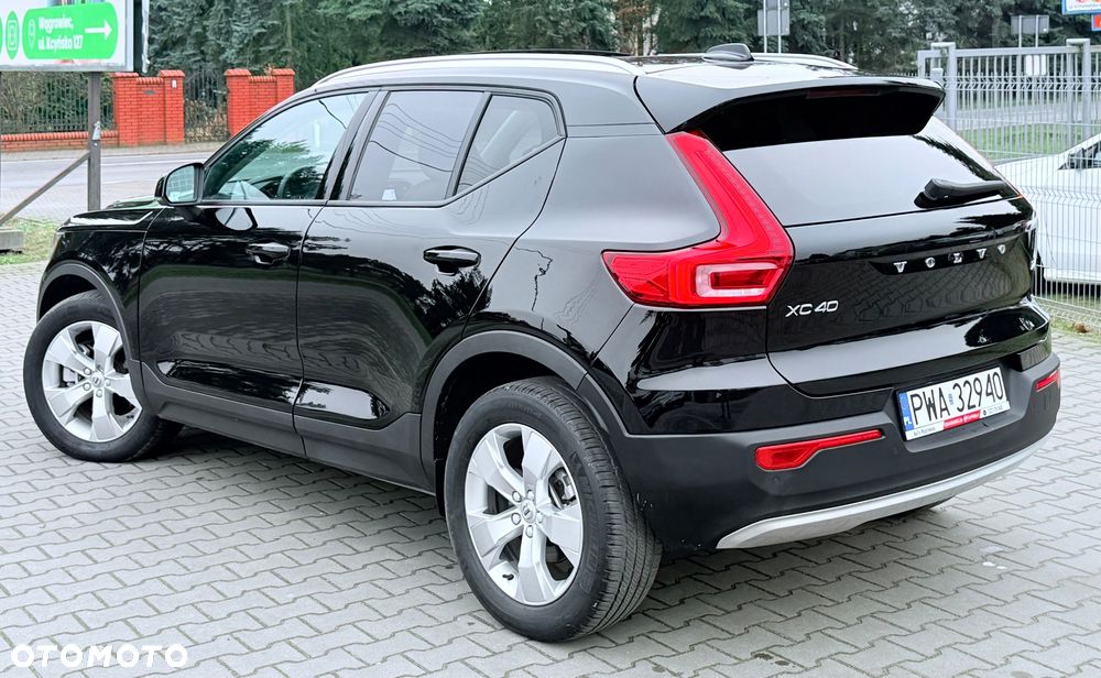 Volvo XC 40 T4 Geartronic Momentum Pro - 3