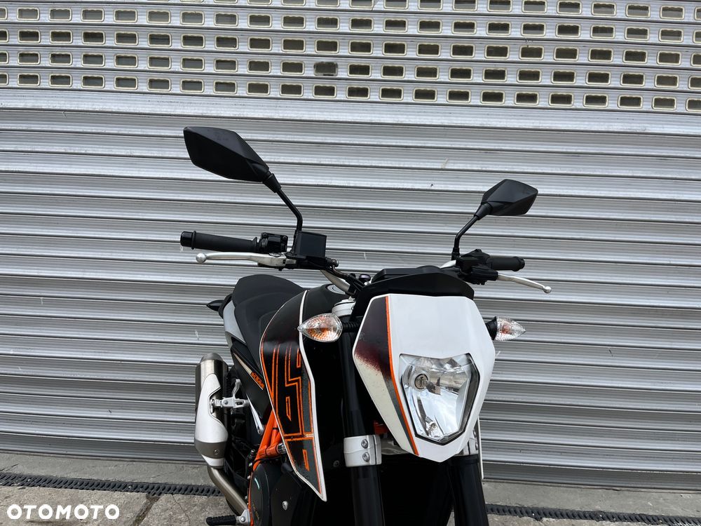 KTM Duke - 17