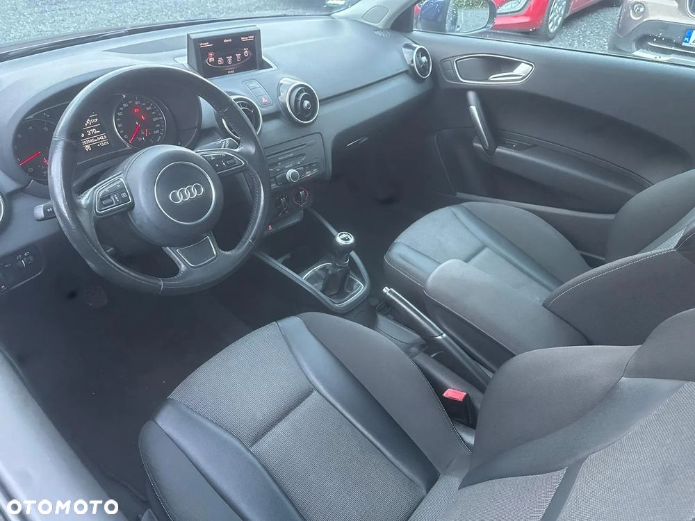 Audi A1 1.2 TFSI Ambition - 8