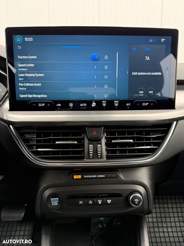 Ford Focus 1.5 EcoBlue Start-Stopp-System Aut. TITANIUM - 24