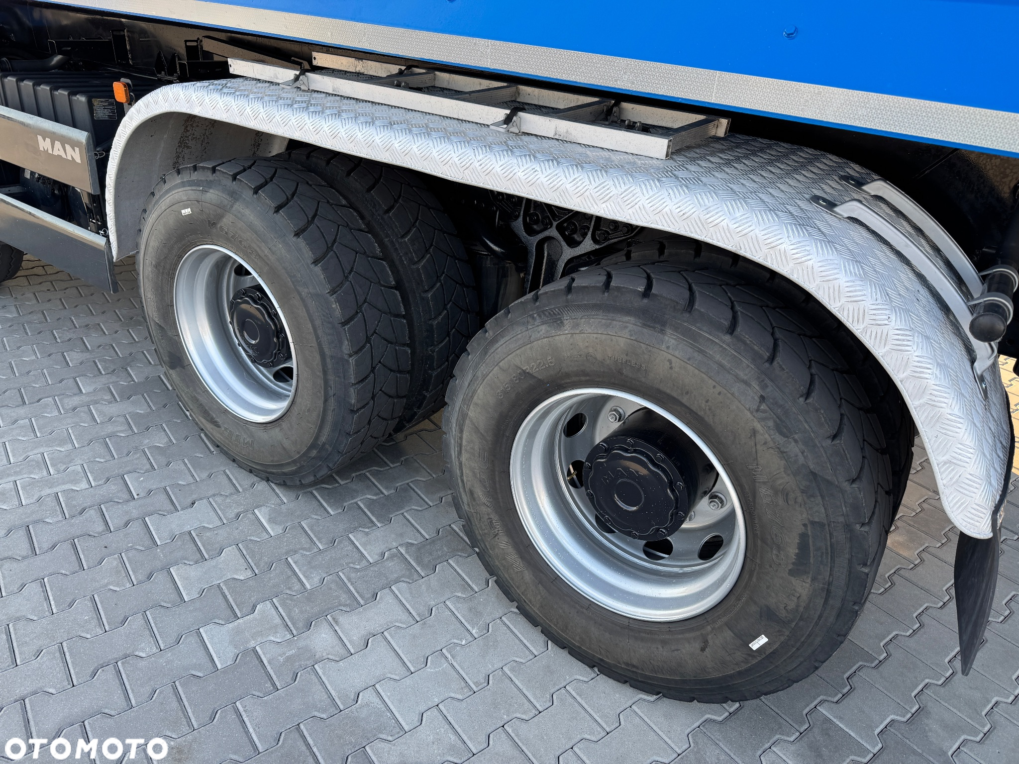 MAN TGS 35.440 8x6 - 11