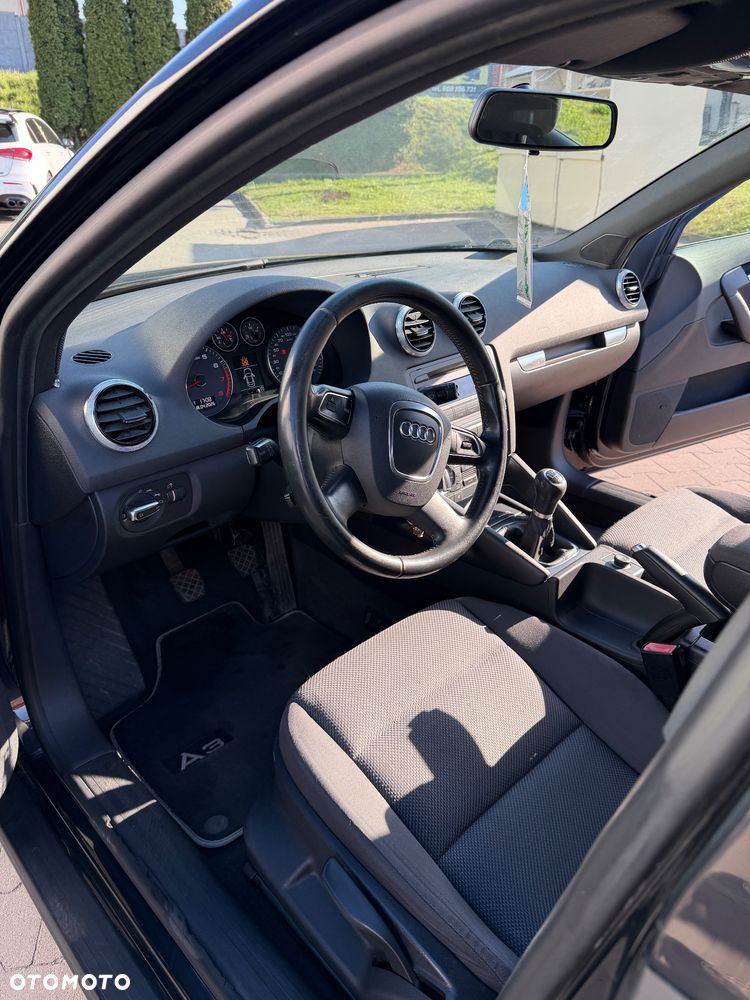 Audi A3 Sportback - 12