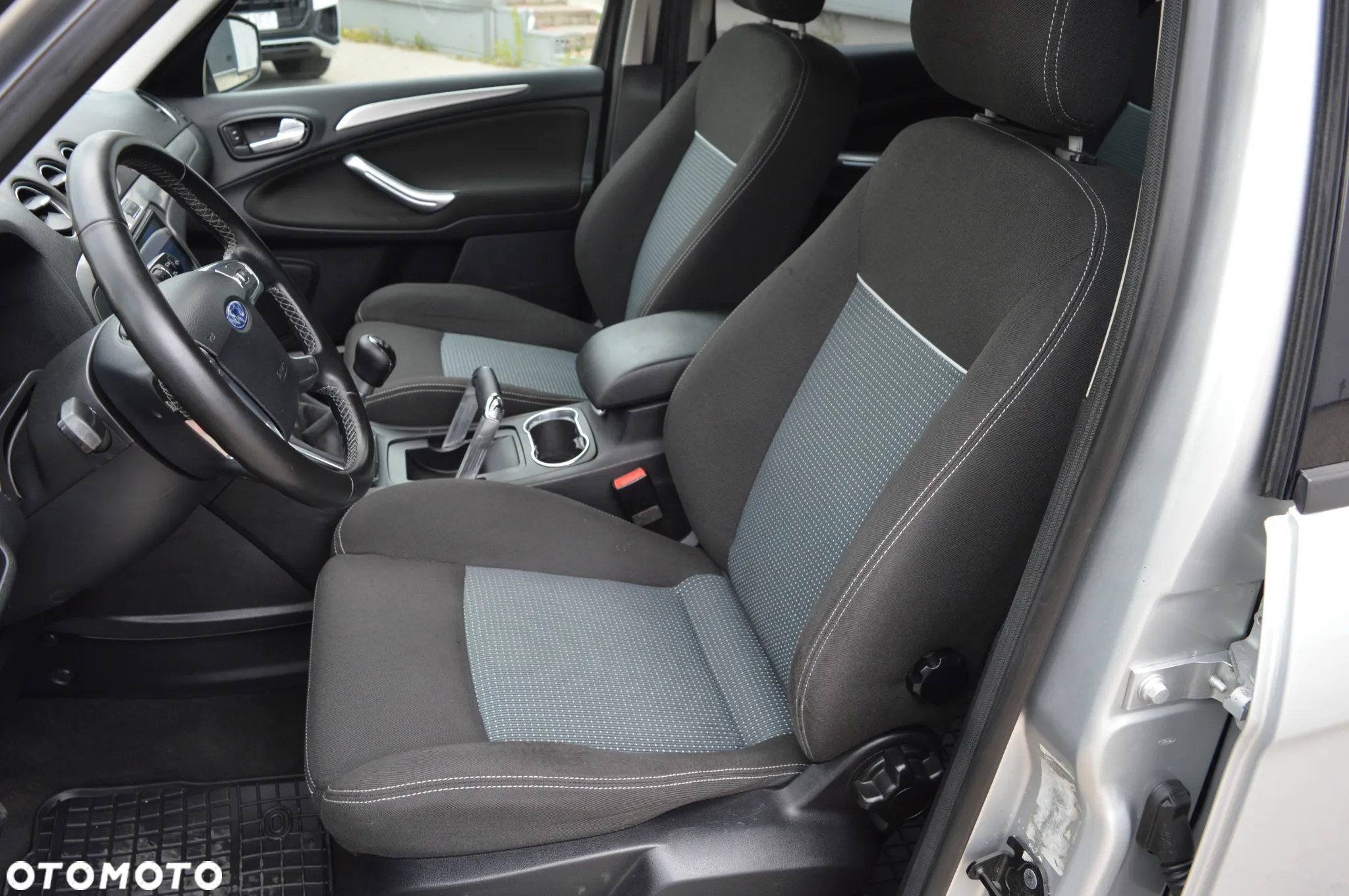 Ford S-Max 2.0 TDCi Titanium - 17
