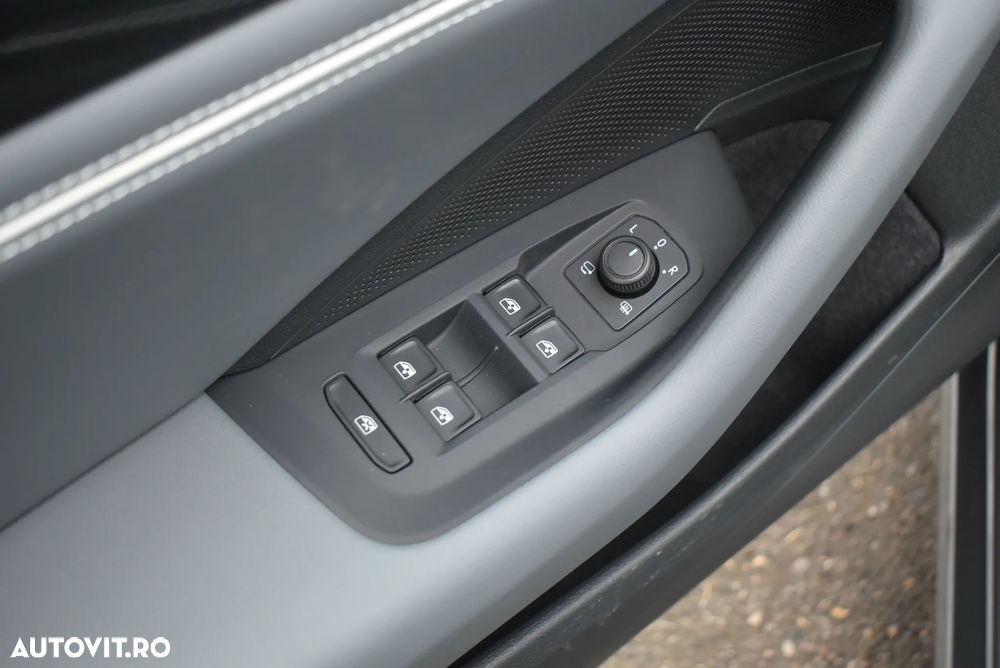 Volkswagen Passat 1.5 eTSI DSG MHEV Business - 13