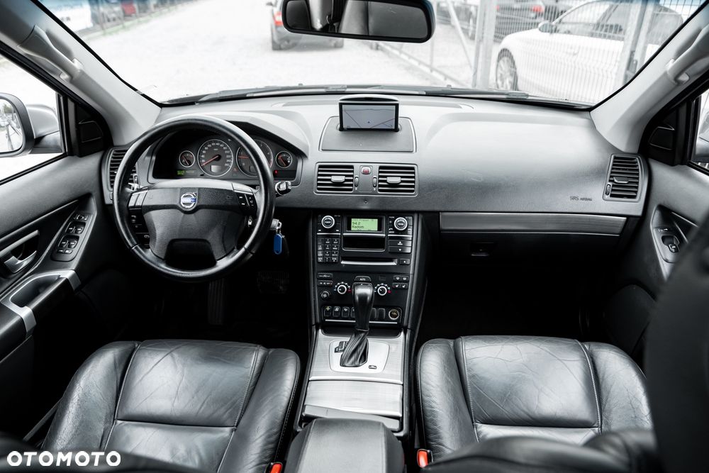 Volvo XC 90 D5 Momentum - 26