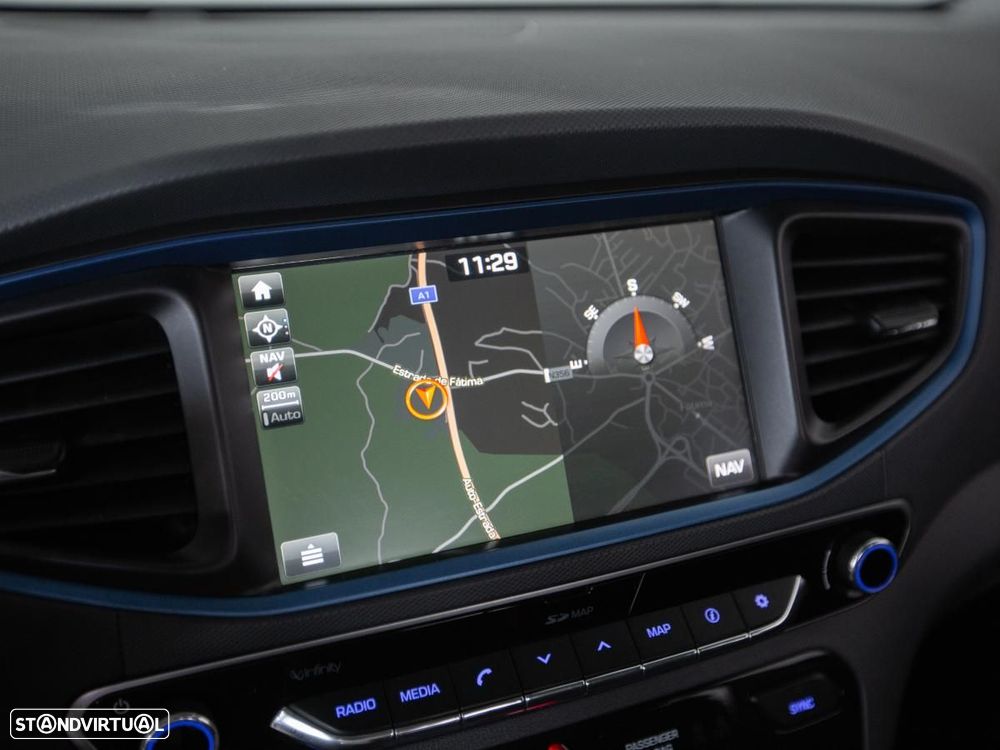 Hyundai Ioniq 1.6 GDI HEV Hybrid Tech - 21