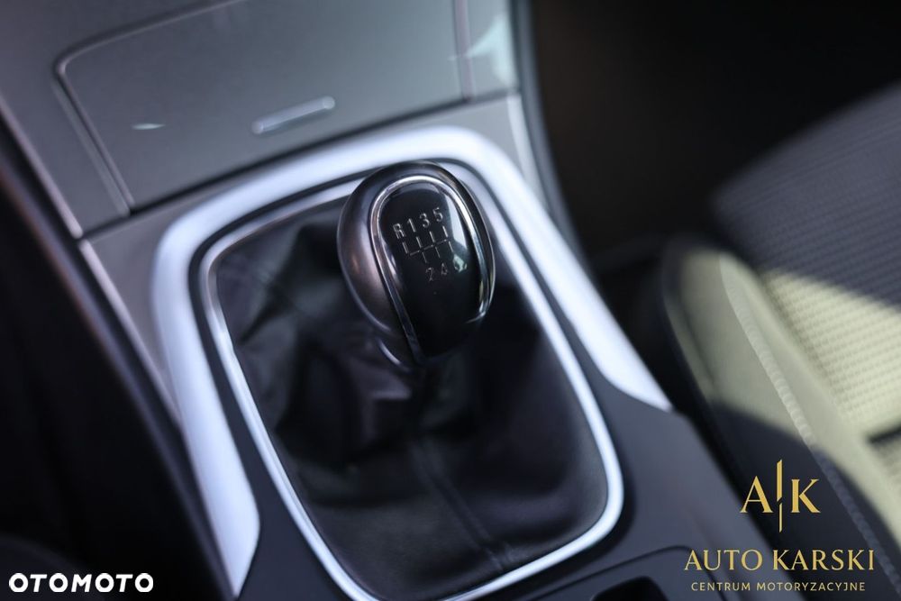 Opel Insignia - 28