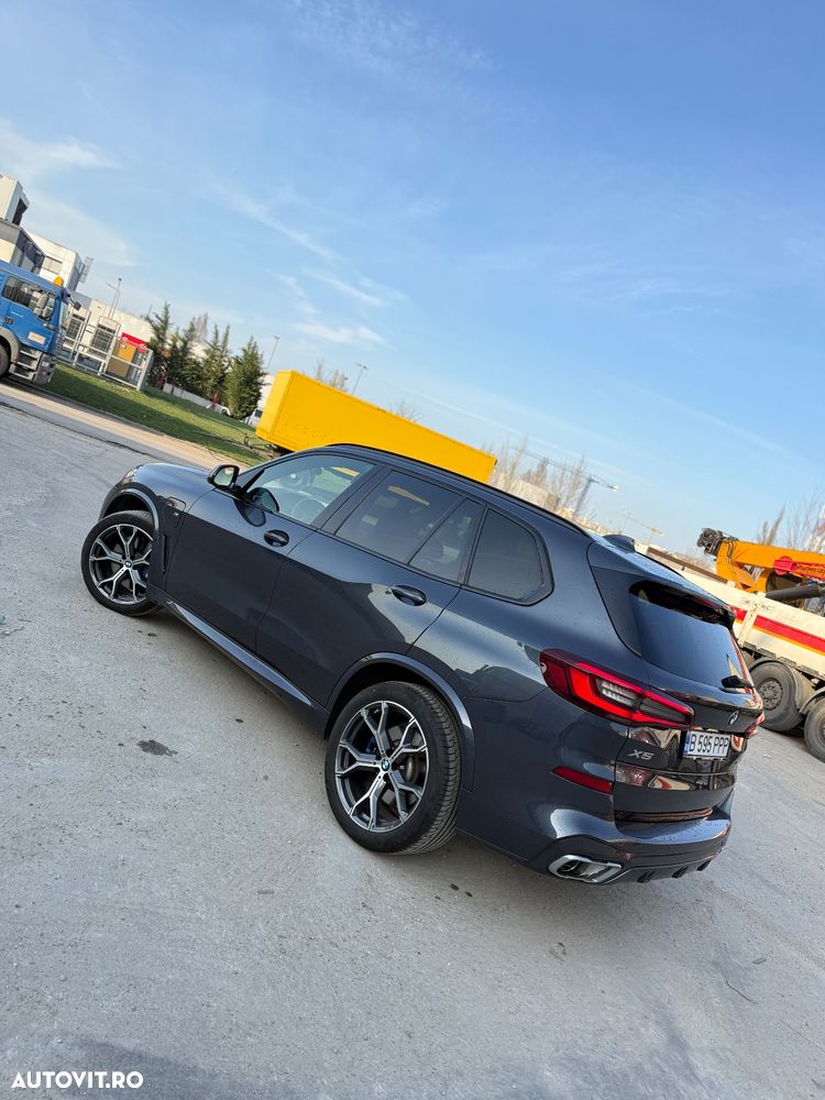 BMW X5 xDrive45e - 33