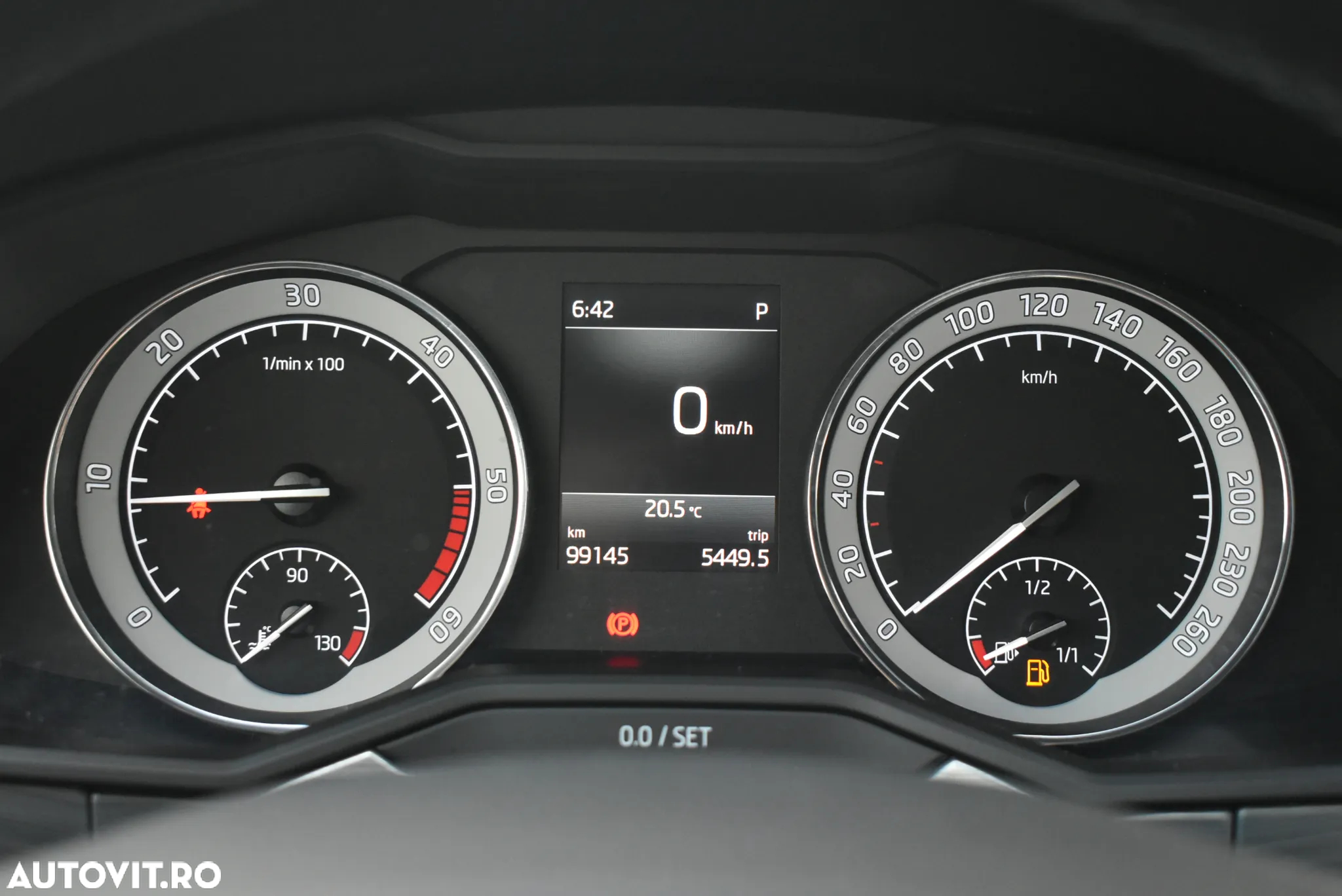 Skoda Superb 2.0 TDI DSG Ambition - 8