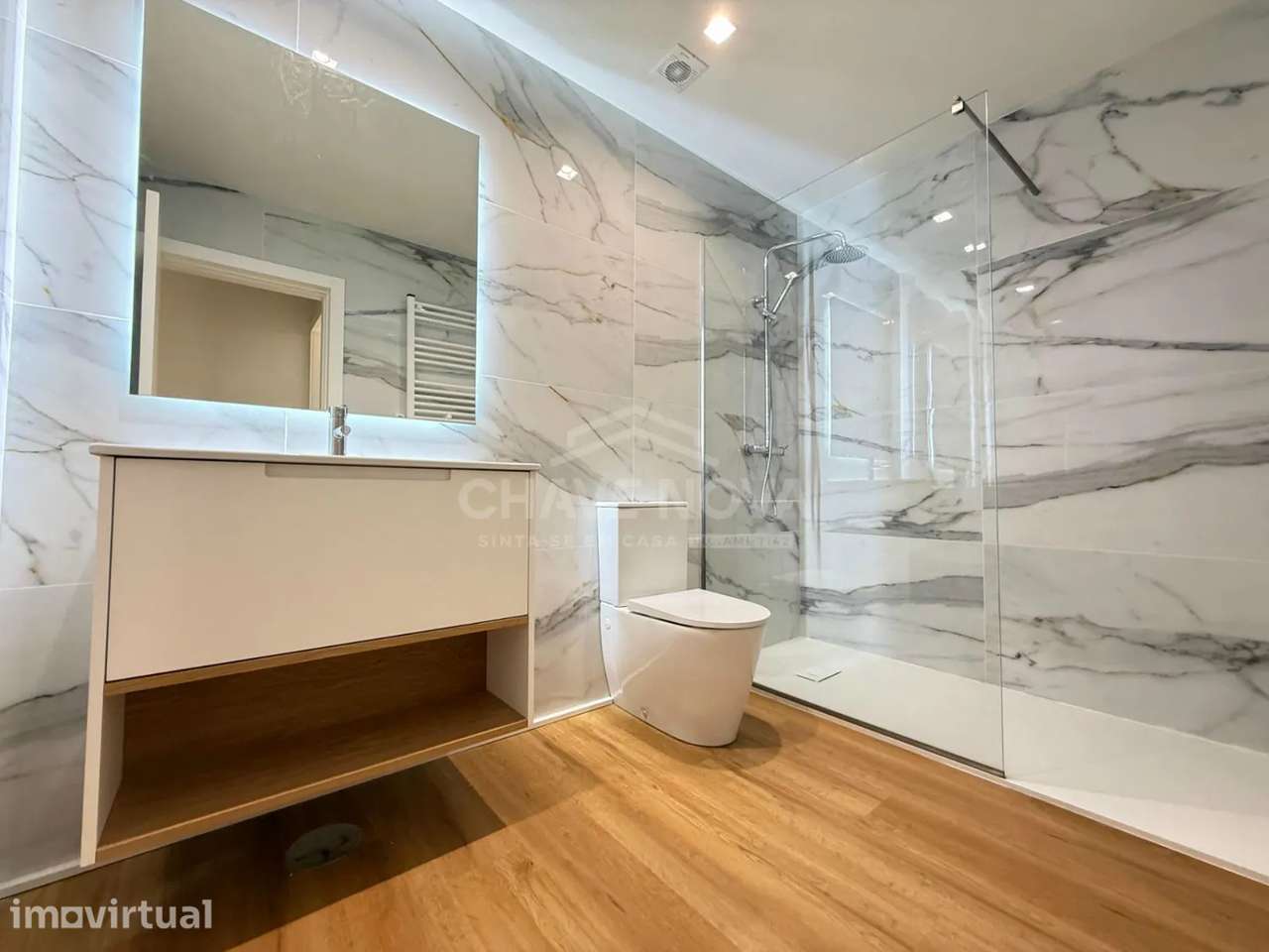 T2 Novo Duplex em Matosinhos Sul - Grande imagem: 5/15