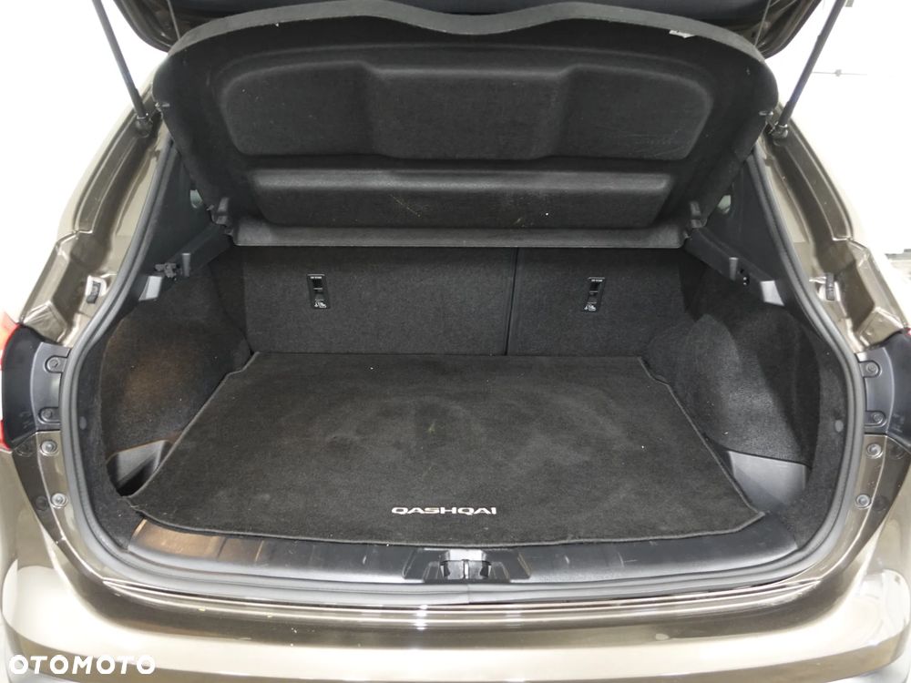 Nissan Qashqai 1.6 DCi ALL-MODE 4x4i N-Connecta - 22