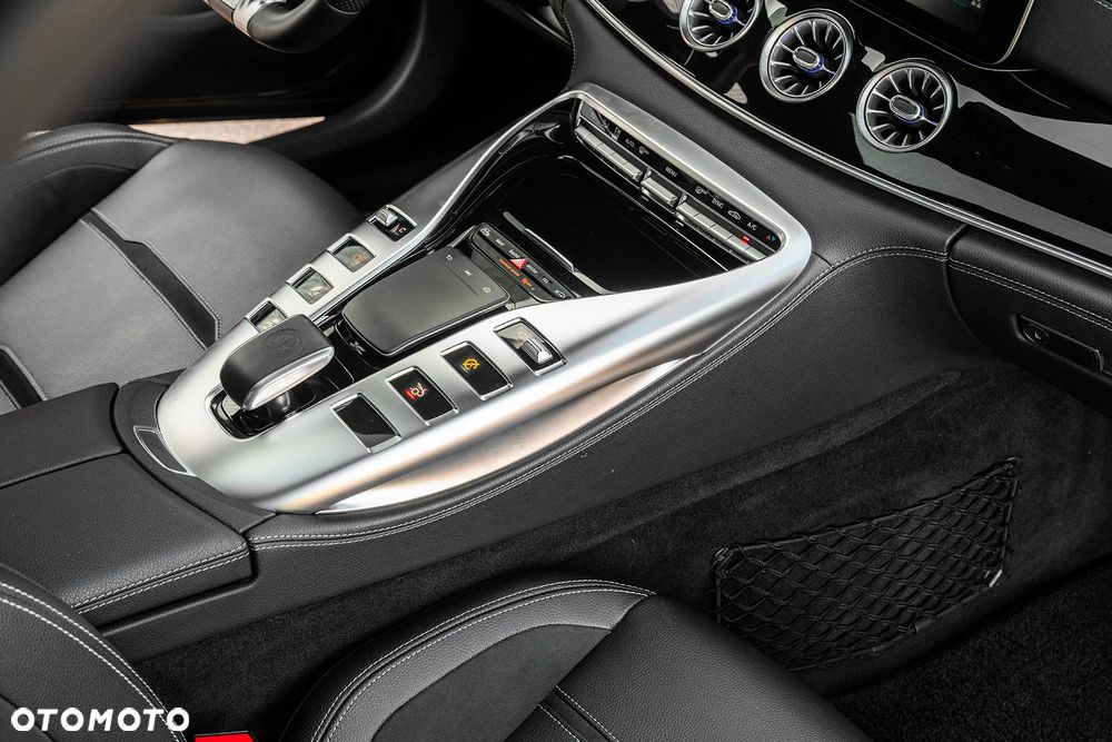 Mercedes-Benz AMG GT 43 Speedshift TCT 9G - 18