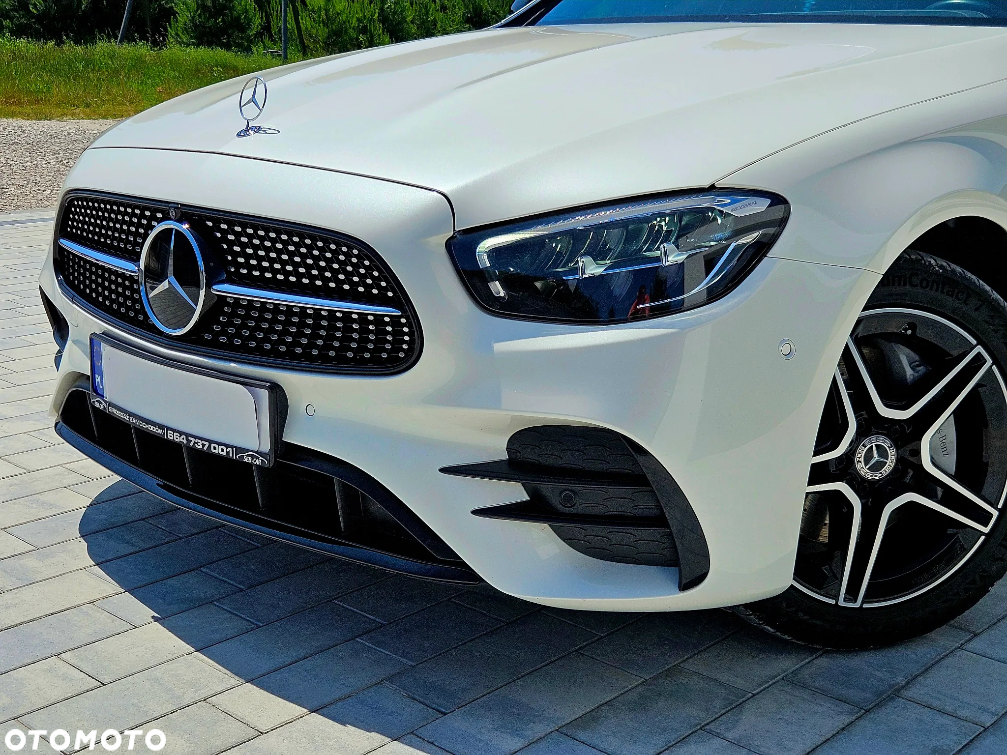 Mercedes-Benz Klasa E 220 d 4-Matic 9G-TRONIC - 19