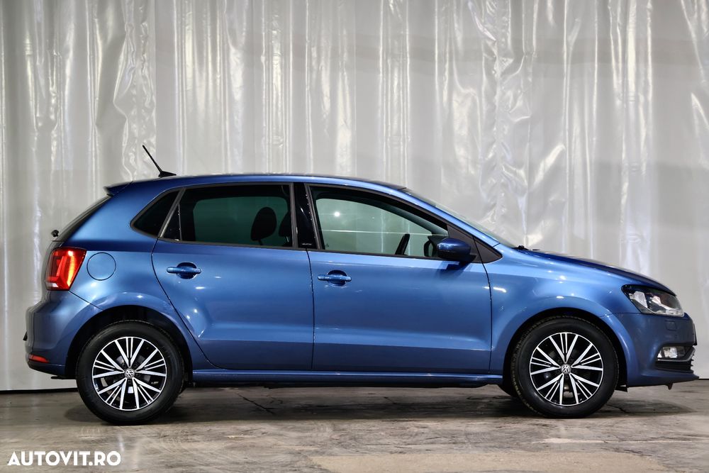 Volkswagen Polo 1.4 TDI Blue Motion Technology Allstar - 38