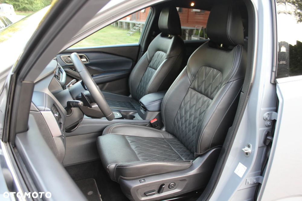 Nissan Qashqai 1.3 DIG-T MHEV Premiere Edition Xtronic - 11