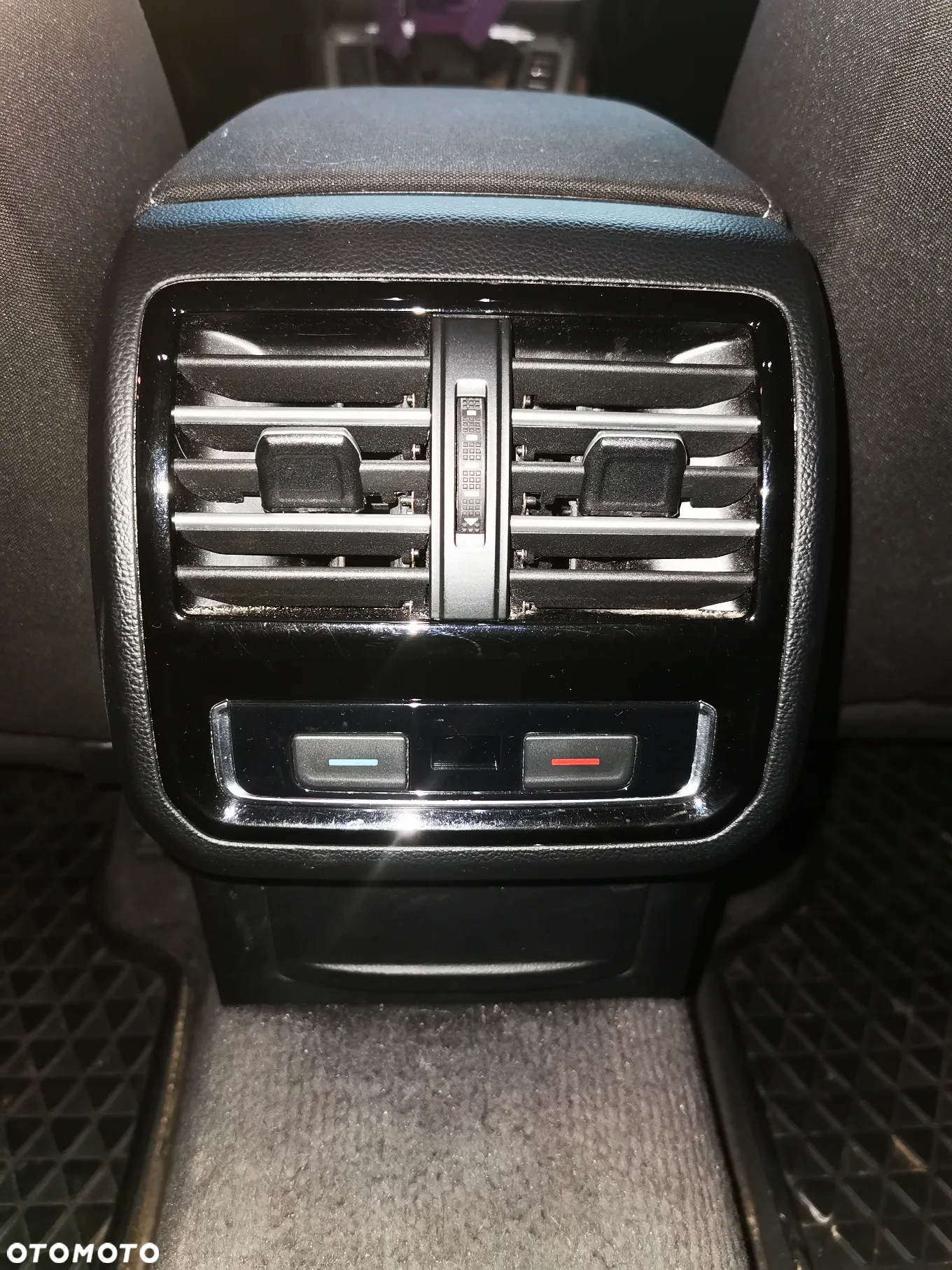 Volkswagen Passat 2.0 TDI BMT Highline DSG - 8