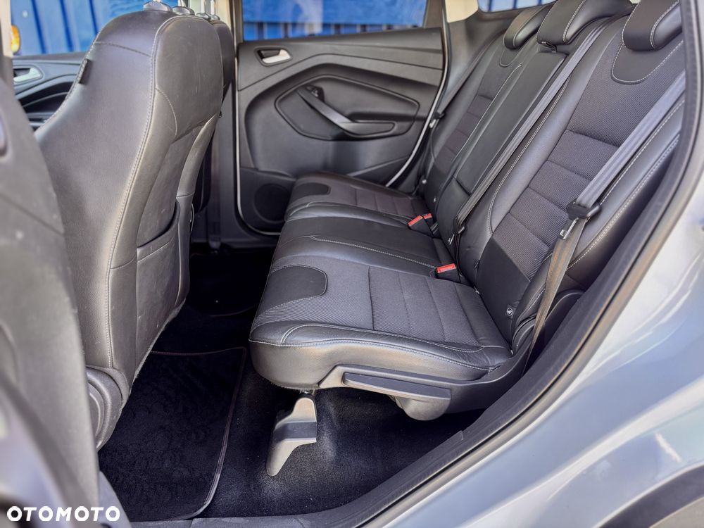 Ford Kuga - 8