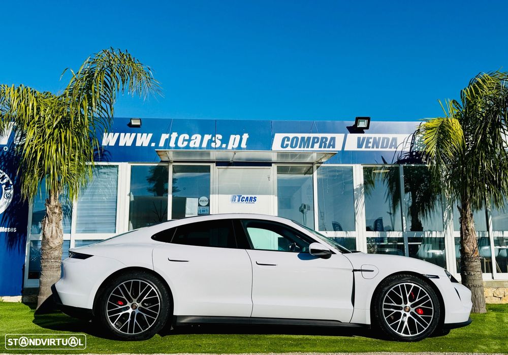 Porsche Taycan 4S - 7