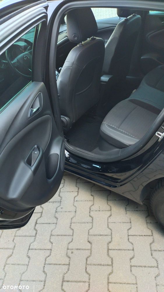 Opel Astra 1.4 Turbo Innovation - 16